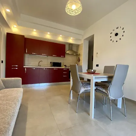 Bella House Apartment Cefalu Exterior photo